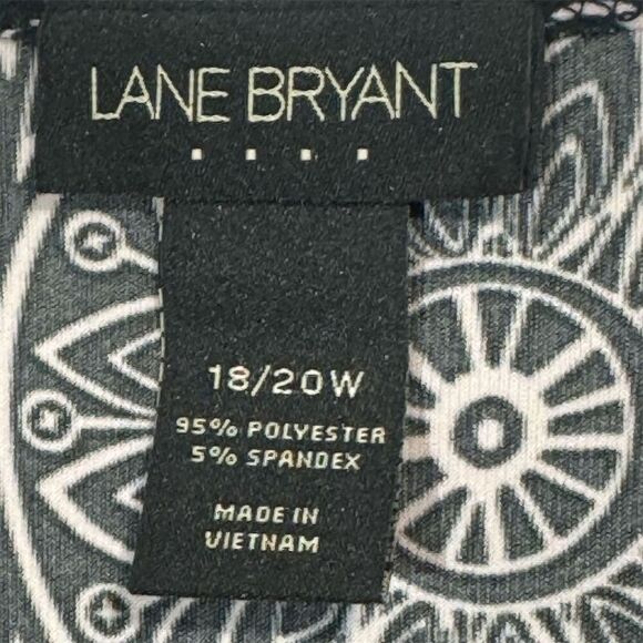 Lane Bryant 18/20W Boho Medallion Print Empire Waist Top Plus Size Stretch VNeck - Picture 8 of 9